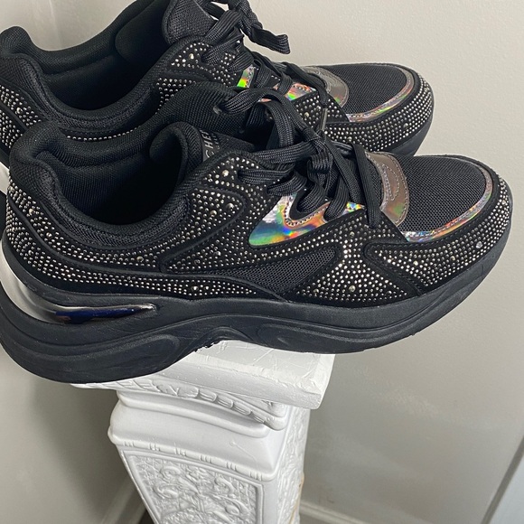 Skechers Black Sneakers with Iridescent and Studded Details - Picture 5 of 9